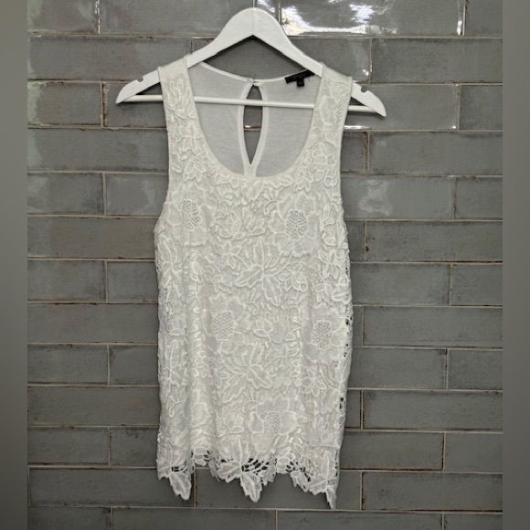 Ladies’ Cupio White Lace Sleeveless Top - Size Large - Picture 1 of 9